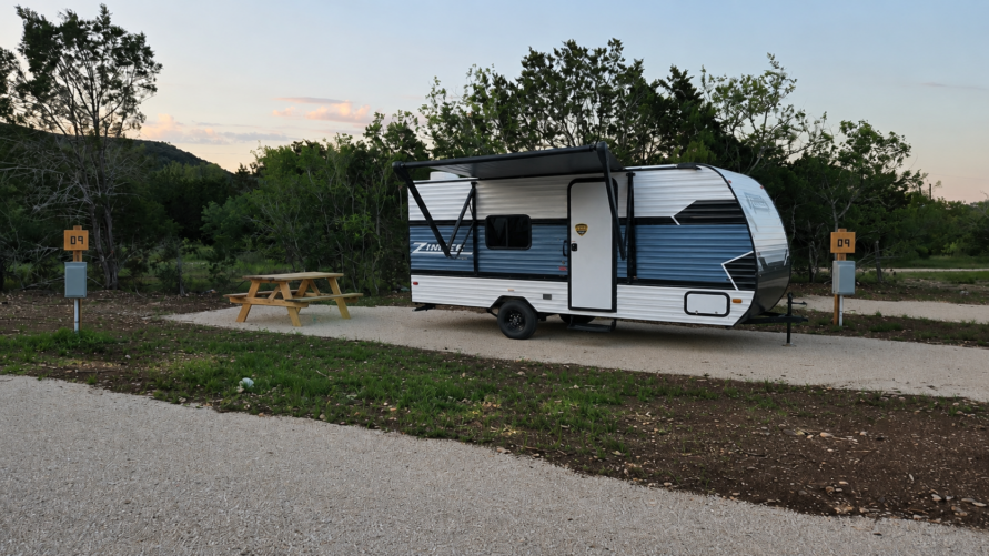 RV Rental – Zinger Scout